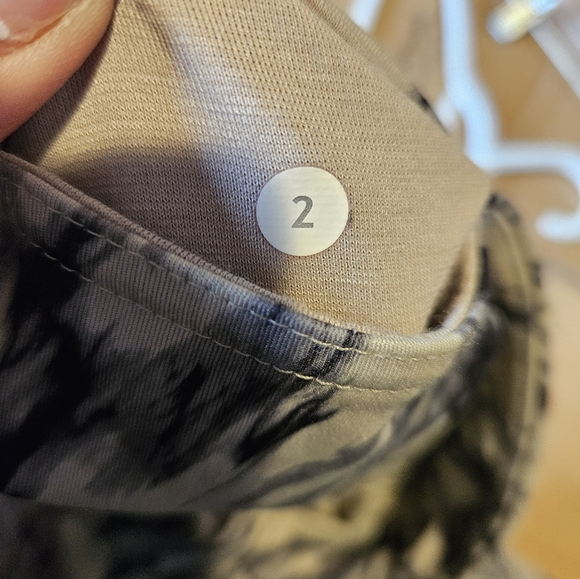 Lululemon Wunder Under Crop Full on Luxtreme - Picture 6 of 9